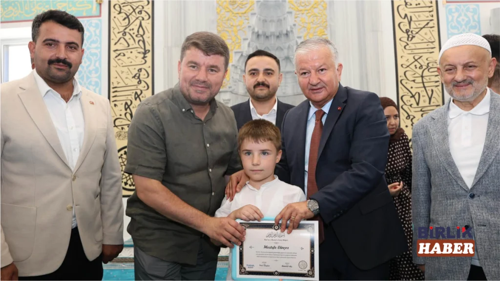 Aksaray’da TÜGVA Yaz Okulları Sona Erdi
