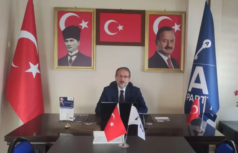 Anahtar Parti Kars İl Başkanı Yasin Yıldırım’dan manevi miras çağrısı
