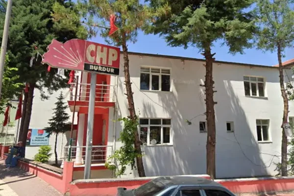 CHP Burdur il teşkilatı fes edildi