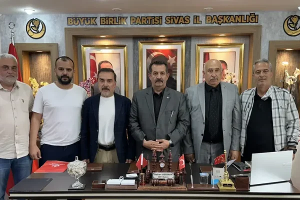 Sivas Gazeteciler Cemiyeti’nde görev değişimi