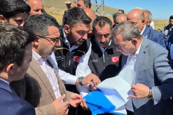 Digor’da Karakale ve Yağlıca Köy Yolları Tamamlandı