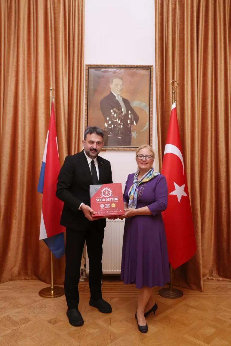 AKK Başkanı ve ATO Başkan Vekili Halil İbrahim Yılmaz Lahey Büyükelçisi Fatma Ceren Yazgan’ı ziyaret etti