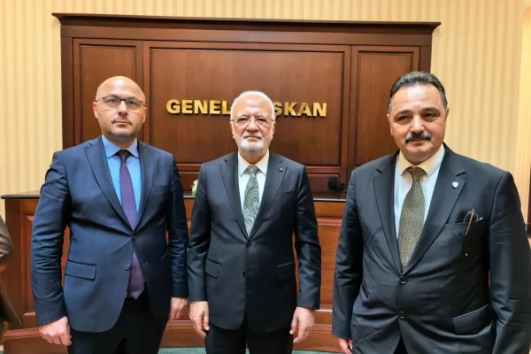 TİMBİR AK Parti Genel Merkezi’nde: basına yönelik ‘tasarruf tedbirleri’ gündemde