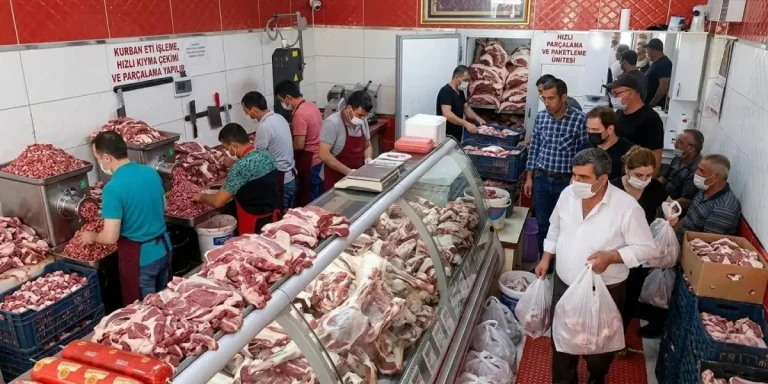 Kars’ta bayram sonrası “kıyma mesaisi”