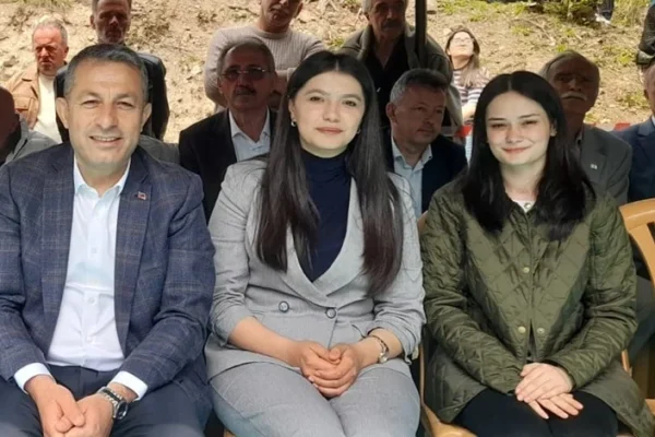 Tatile geldiği Trabzon’a bu kez Vali olarak katıldı: Tahir Şahin’den Acısu Şenliği mesajı