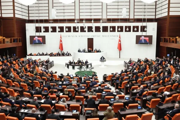 TBMM’nin çalışma takvimi uzatıldı