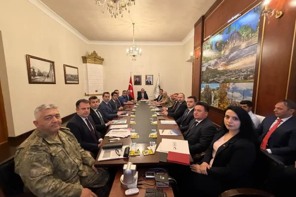Kars’ta güvenlik ve asayiş tedbirleri değerlendirildi